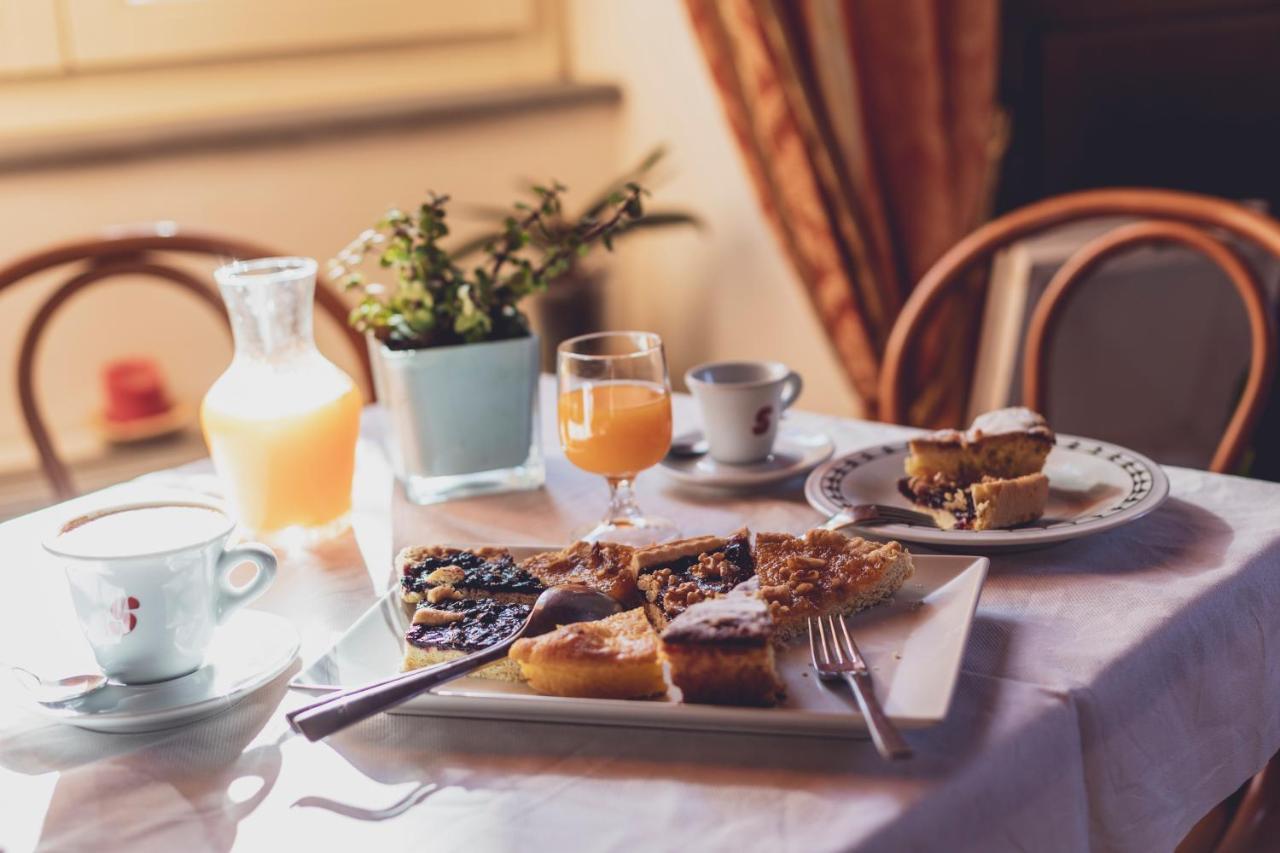 Albergo Ristorante Pasqui Rocca San Casciano Buitenkant foto