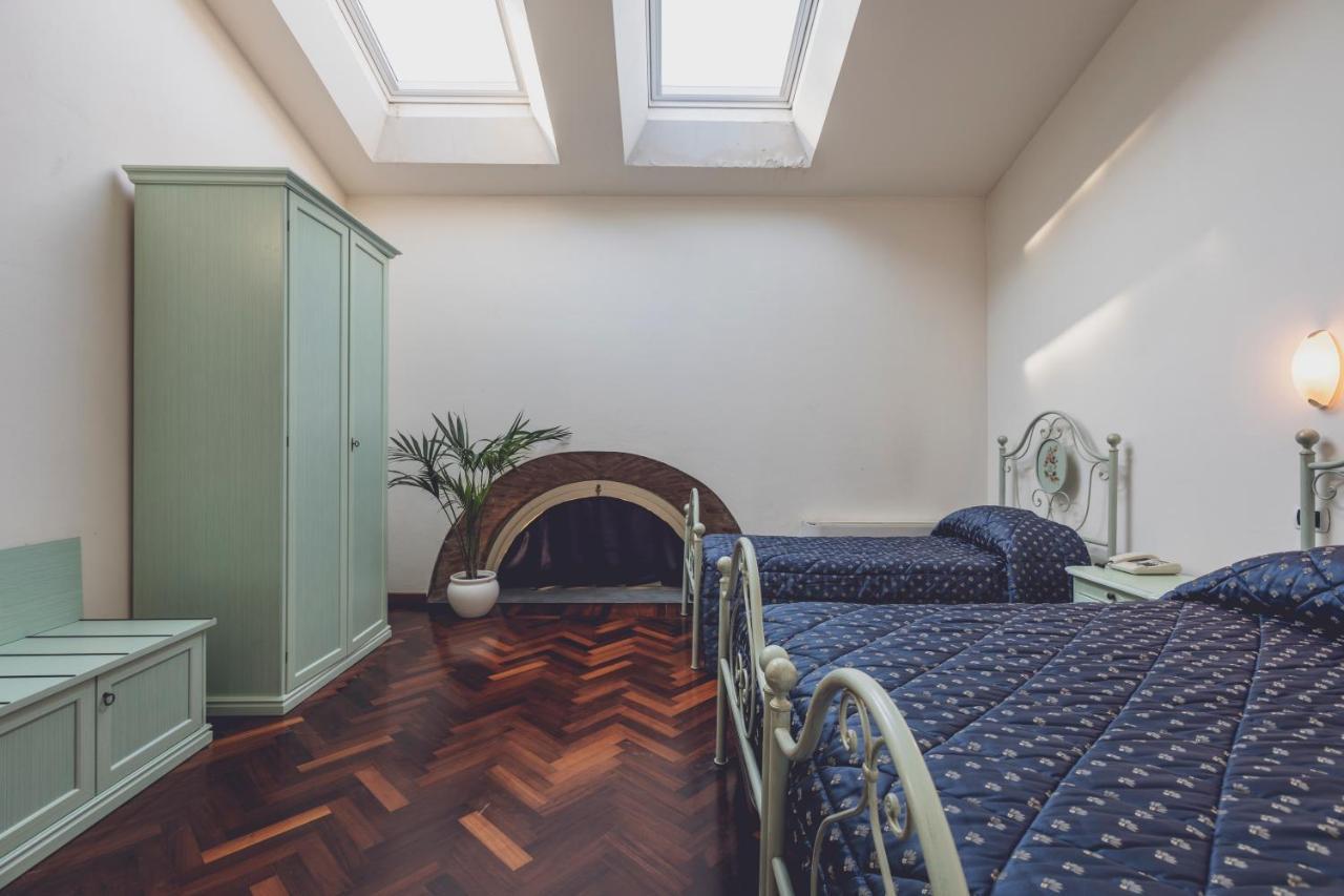 Albergo Ristorante Pasqui Rocca San Casciano Buitenkant foto