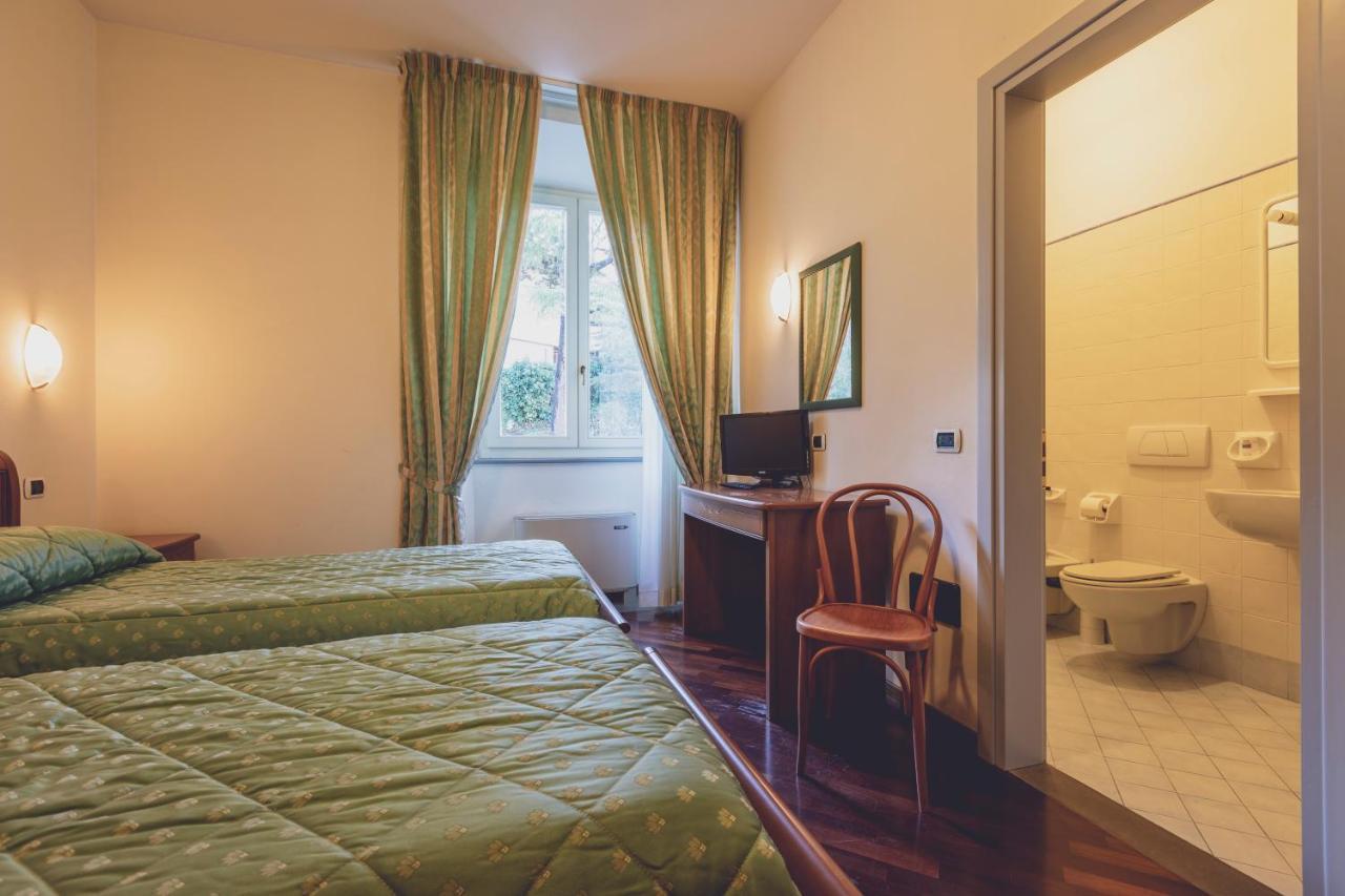 Albergo Ristorante Pasqui Rocca San Casciano Buitenkant foto